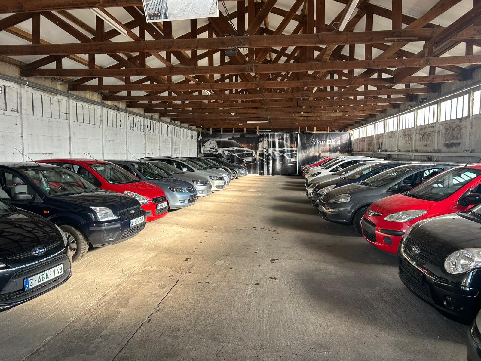Le hall d'exposition Auto BHJ