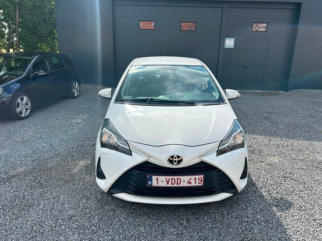 Toyota Yaris - photo 3